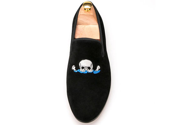 Casual Slipper Mens Velvet Loafers Z Niestandardowym Dekoracją Kształtem Czaszki