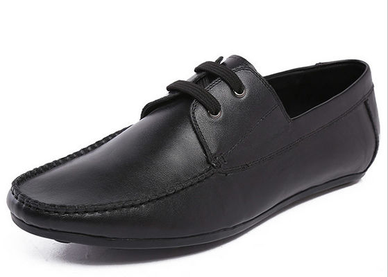 Biała krowiana skóra, buty biznesowe, oryginalny design, nowoczesne buty dla mężczyzn.