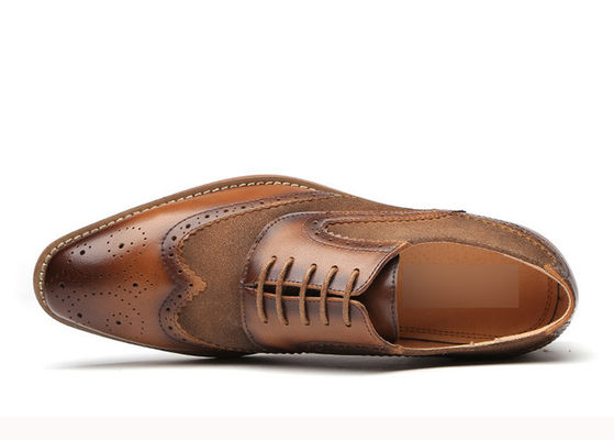 Czarny / Brązowy Ostrzy mężczyźni Brogue Buty Oxford Sznurówki do ślubu