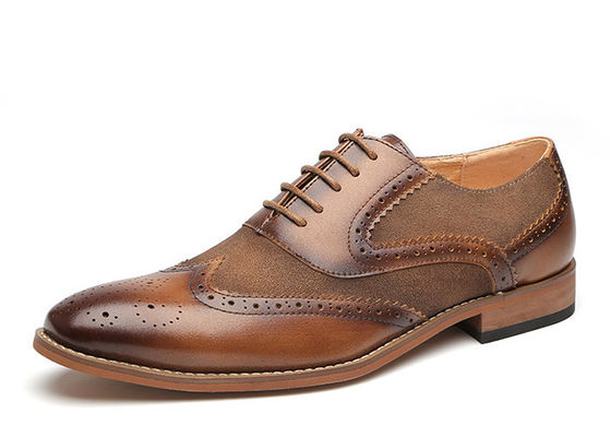 Czarny / Brązowy Ostrzy mężczyźni Brogue Buty Oxford Sznurówki do ślubu