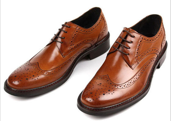Oryginalne skóry męskie buty do sukienki ciemnobrązowe buty wiosenne jesienne