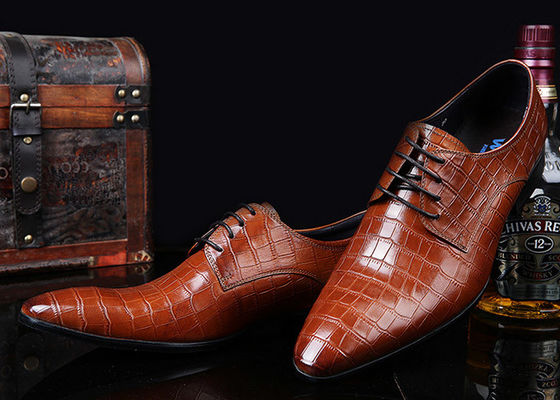 Embossing Design Mens Patent Skórzane Buty Sukienki Czarne Sznurówki