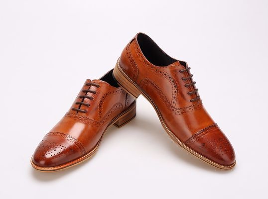 W stylu brytyjskim ręcznie wykonane obuwie męskie prawdziwa skóra Oxford Brogues obuwie formalne