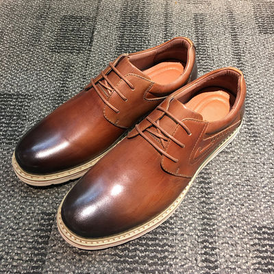 Sznurowane męskie buty, czarne męskie obuwie.
