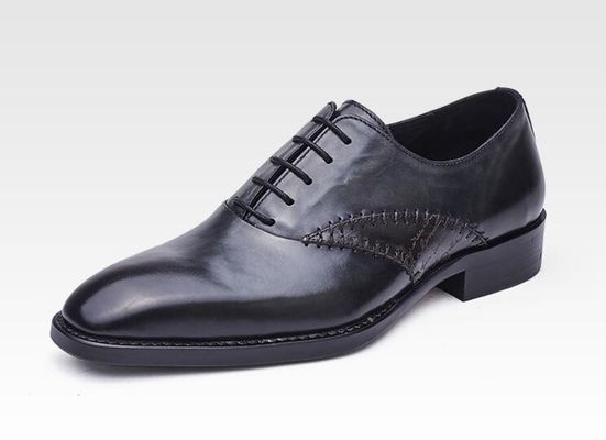 Mężczyźni modni buty z formalną suknią prawdziwa skóra męska czarna sznurówka buty z formalną suknią