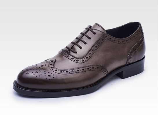 Biznesowe sznurówki, buty casual, miękkie skóry z marki party wear buty dla mężczyzn