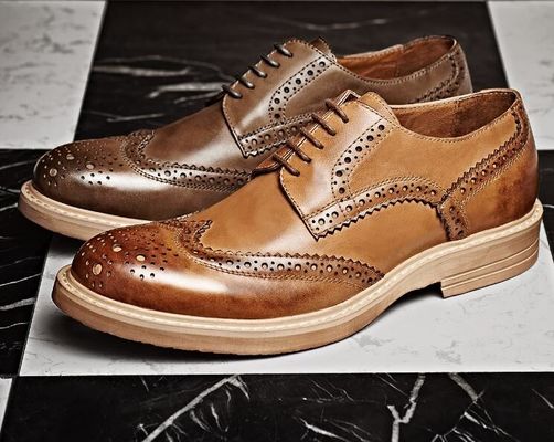 Ręcznie wypalone męskie buty skórzane, na zamówienie męskie, brązowe buty z sznurówkami.