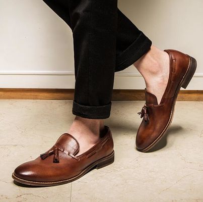 Sznurki na płaskich obcasie męskie Slip On Sneakers Wysoki top / niski cięcie miękkie skórzane trampki