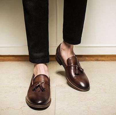 Sznurki na płaskich obcasie męskie Slip On Sneakers Wysoki top / niski cięcie miękkie skórzane trampki