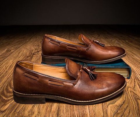 Sznurki na płaskich obcasie męskie Slip On Sneakers Wysoki top / niski cięcie miękkie skórzane trampki
