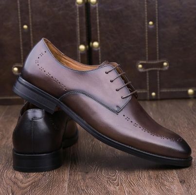 Kołowe palce męskie Łapki skórzane Skull Style Oxford Slip On Flats Buty na imprezę