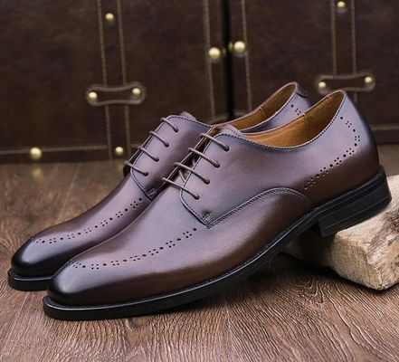 Kołowe palce męskie Łapki skórzane Skull Style Oxford Slip On Flats Buty na imprezę