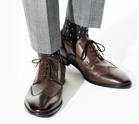 Włoski design oryginalne męskie skórzane buty, buty męskie na zamówienie.