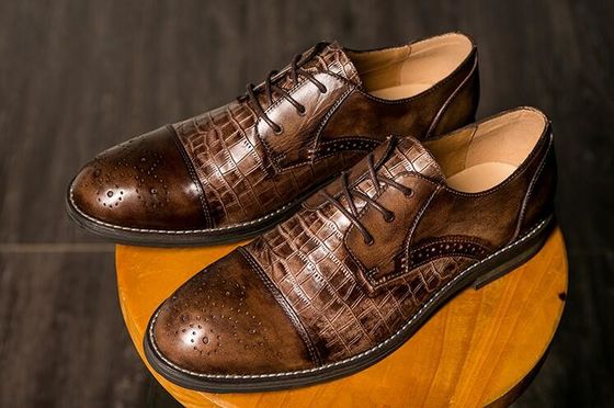 Buty z skóry krokodyla Patina dla mężczyzn, Brogue Wingtips Egzotyczne buty męskie ze skóry