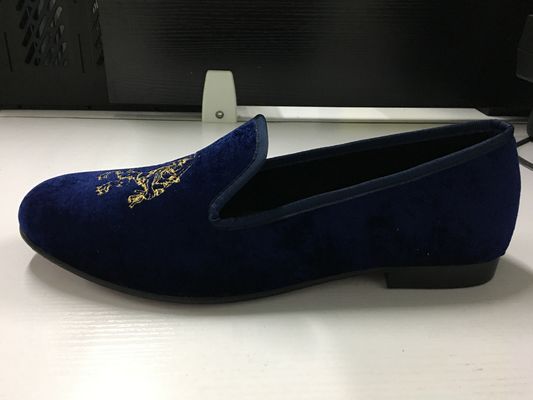 Długotrwałe buty męskie z aksamitem