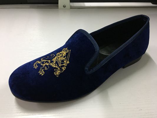 Długotrwałe buty męskie z aksamitem