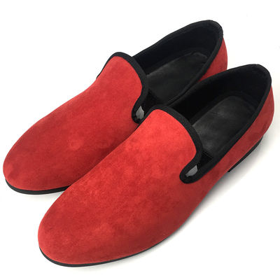 Oddychające, odporne na zużycie, męskie slip-on loafers.