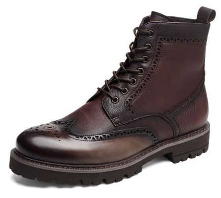Modne kostki, prawdziwe buty, buty męskie, buty robocze.