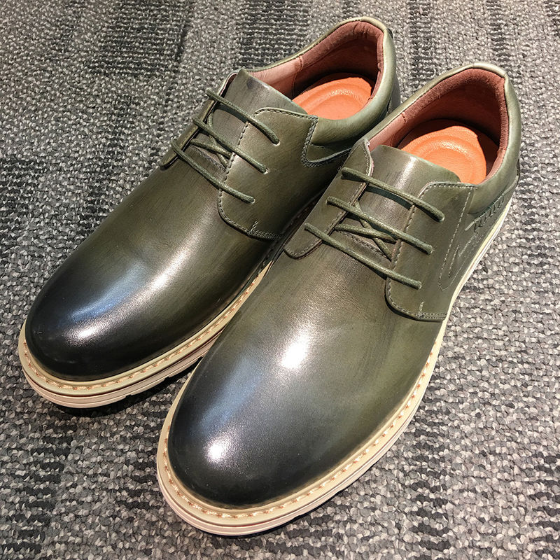 Biały kolor Suede Skóra Mężczyźni Casual Buty płaskie Sneakersy Sznurówka Typ zamknięcia